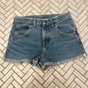 Wrangler denim shorts size 24